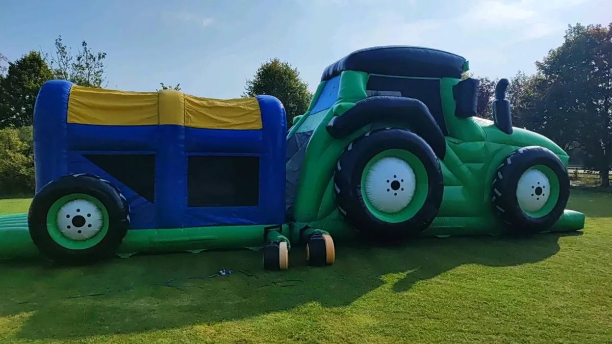 Obstacle course bouncing castle - Image 3