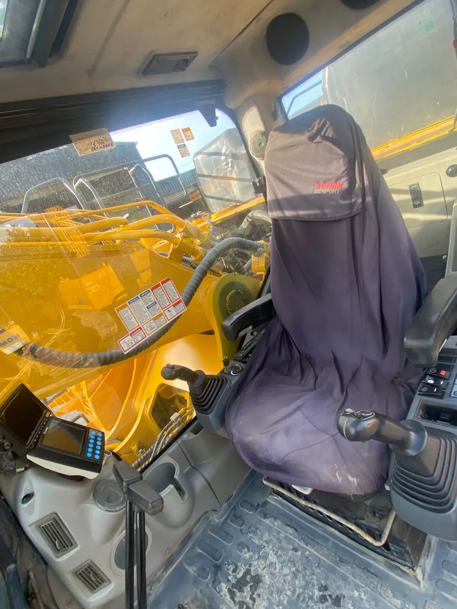 LiuGong 950e Excavator - Image 3