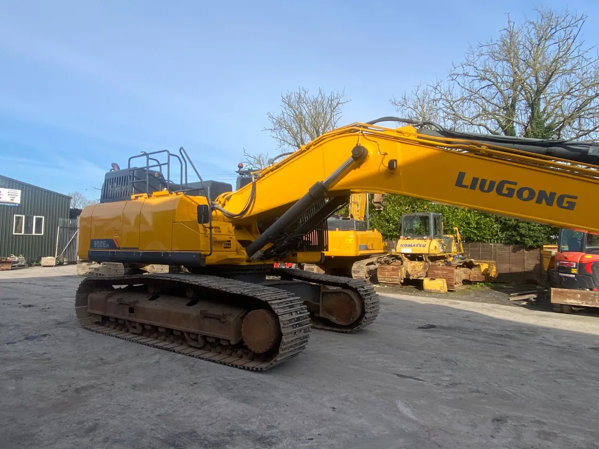 LiuGong 950e Excavator - Image 1