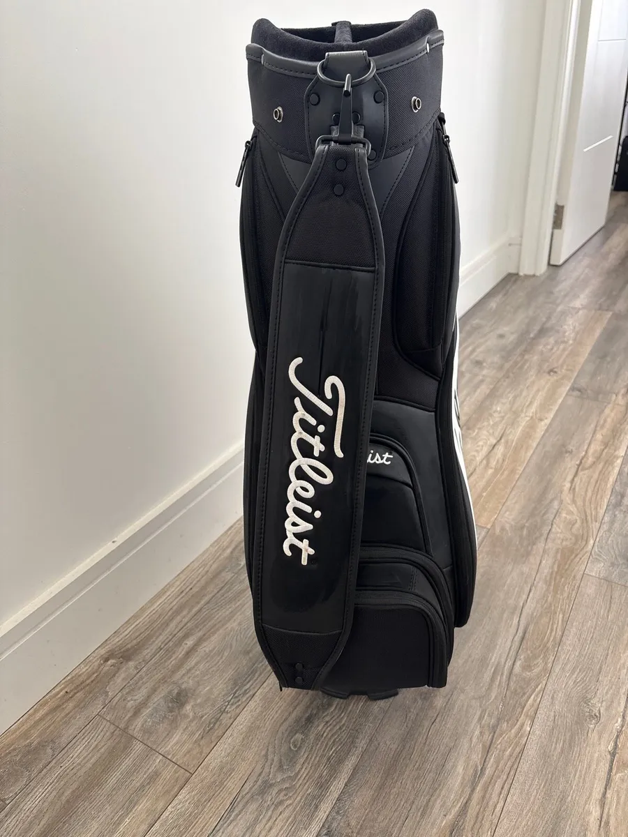 Titleist midsize staff bag - Image 3