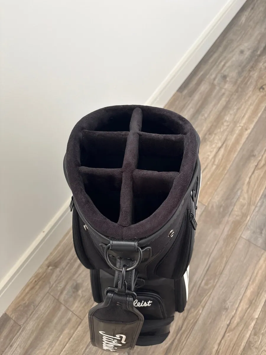 Titleist midsize staff bag - Image 4