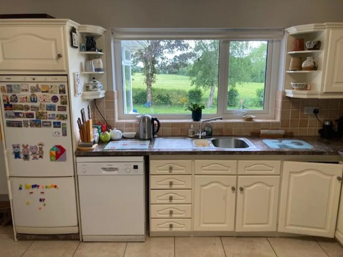 Kitchen - Image 2