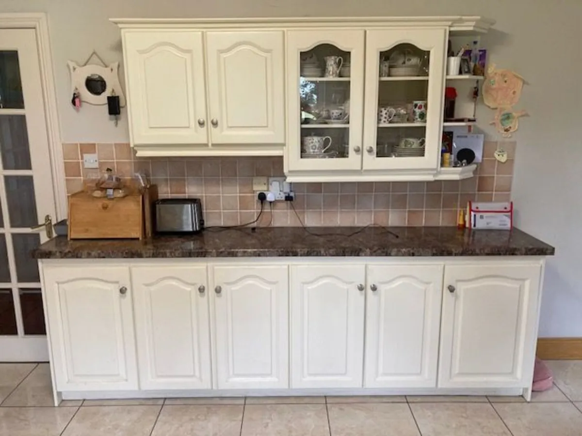 Kitchen - Image 3