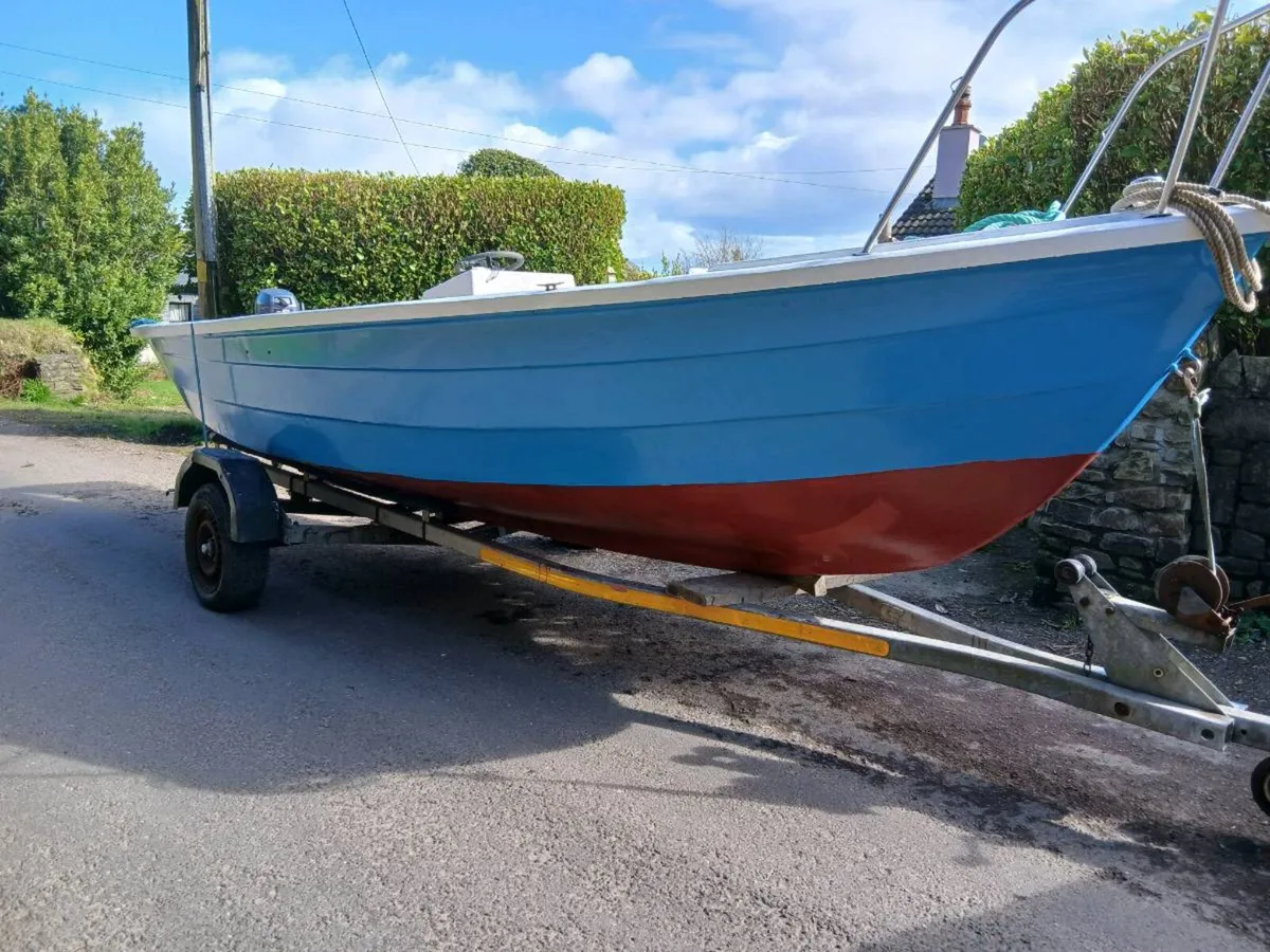 Fishing boat for sale - Image 3