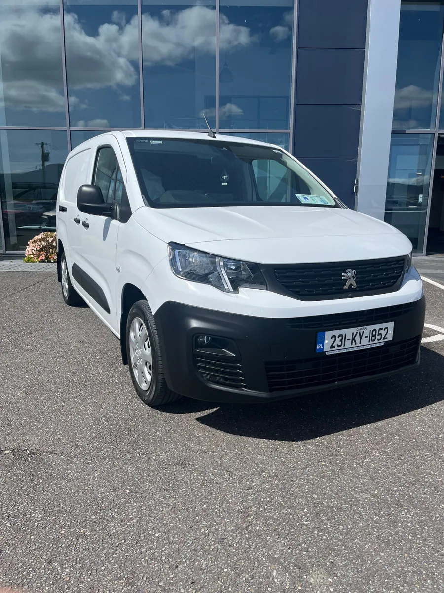 Peugeot Partner 2023 - Image 1