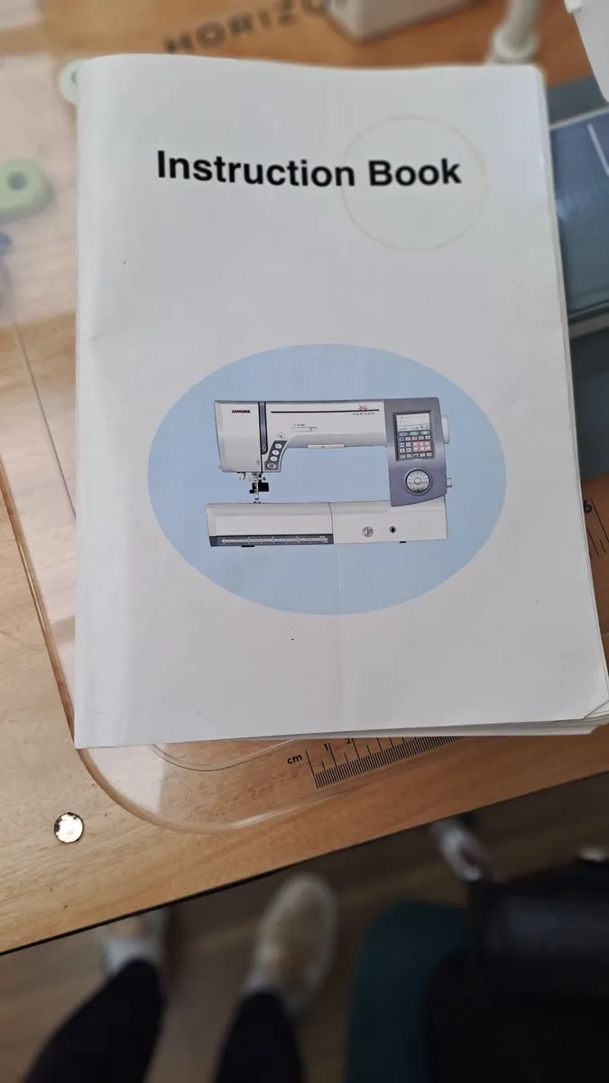 Sewing Machine - Image 4