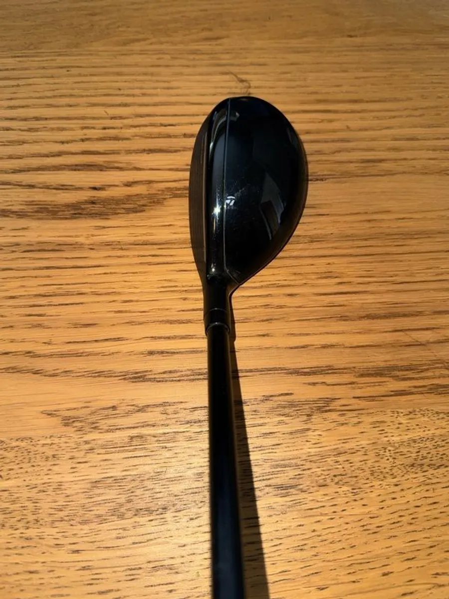 Taylormade Qi10 3 hybrid - Image 2