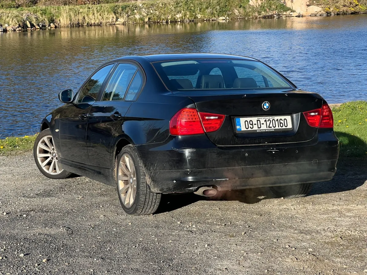 2009 BMW 320d | Spares or Repair - Starts & Drives - Image 3