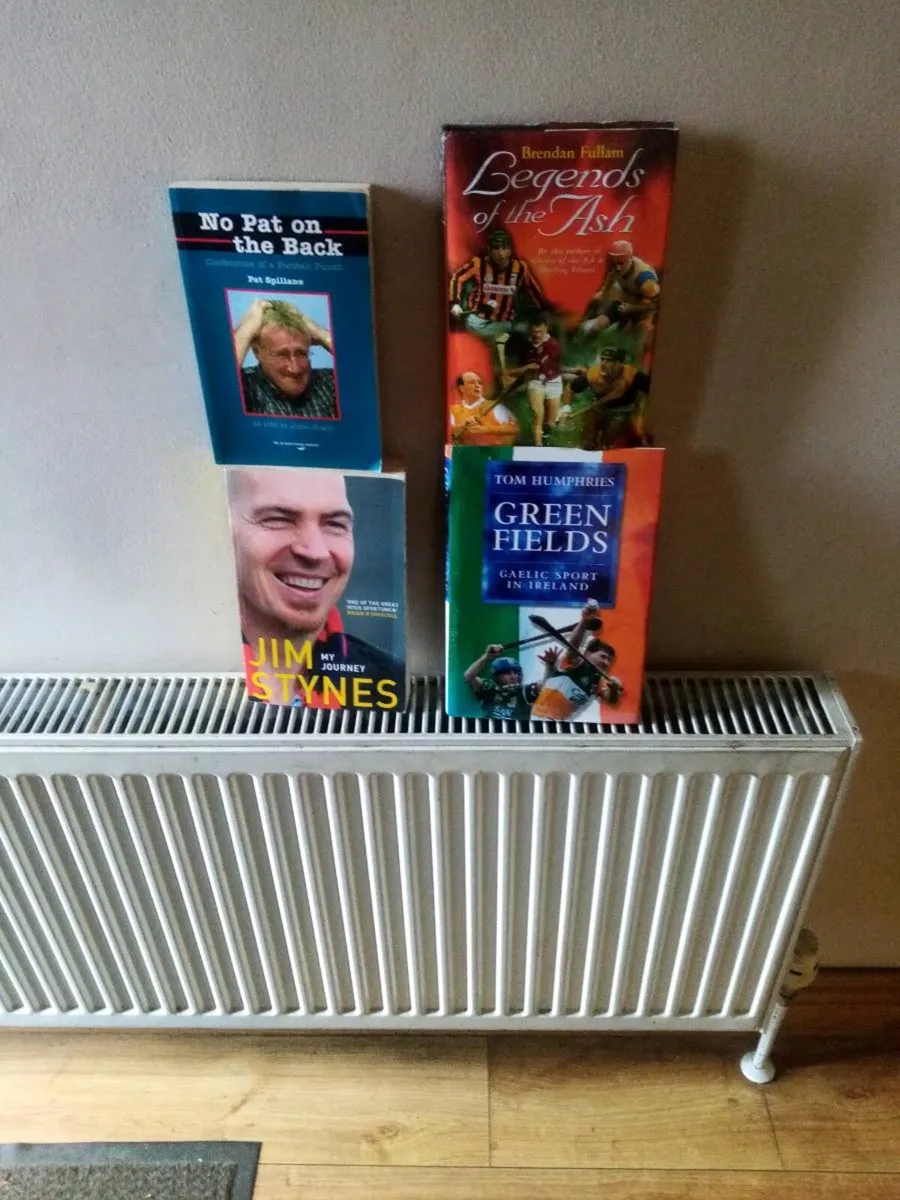 Books - Image 4