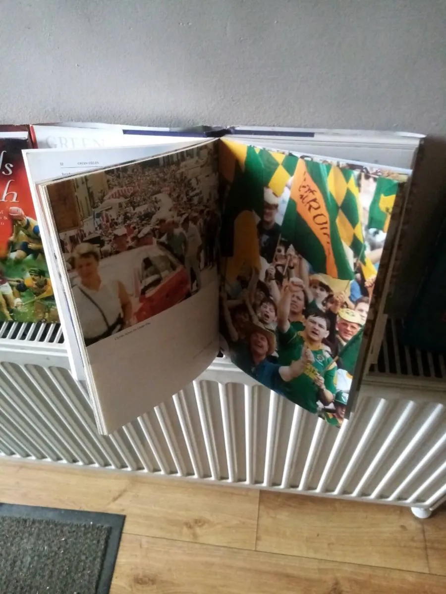 Books - Image 3