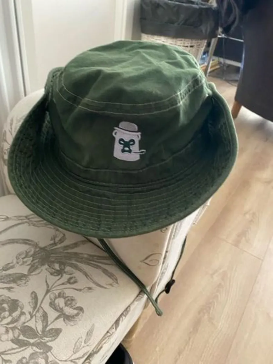 Bush Hat Vi - Olive - Image 1