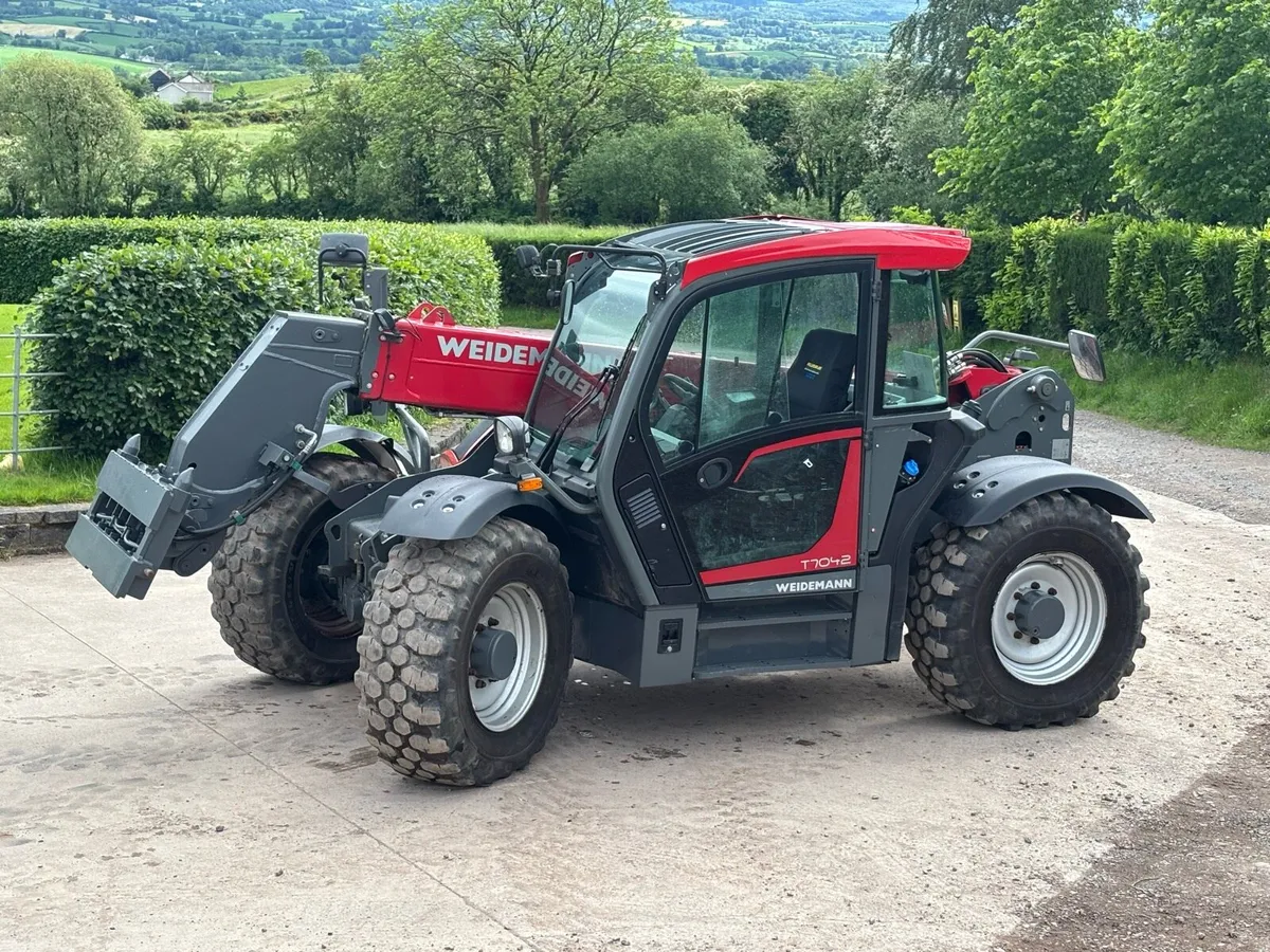 Weidemann T7042 Telehandler - Image 1