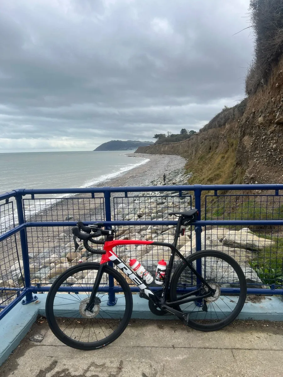 Trek Emonda Road Bike - Image 1