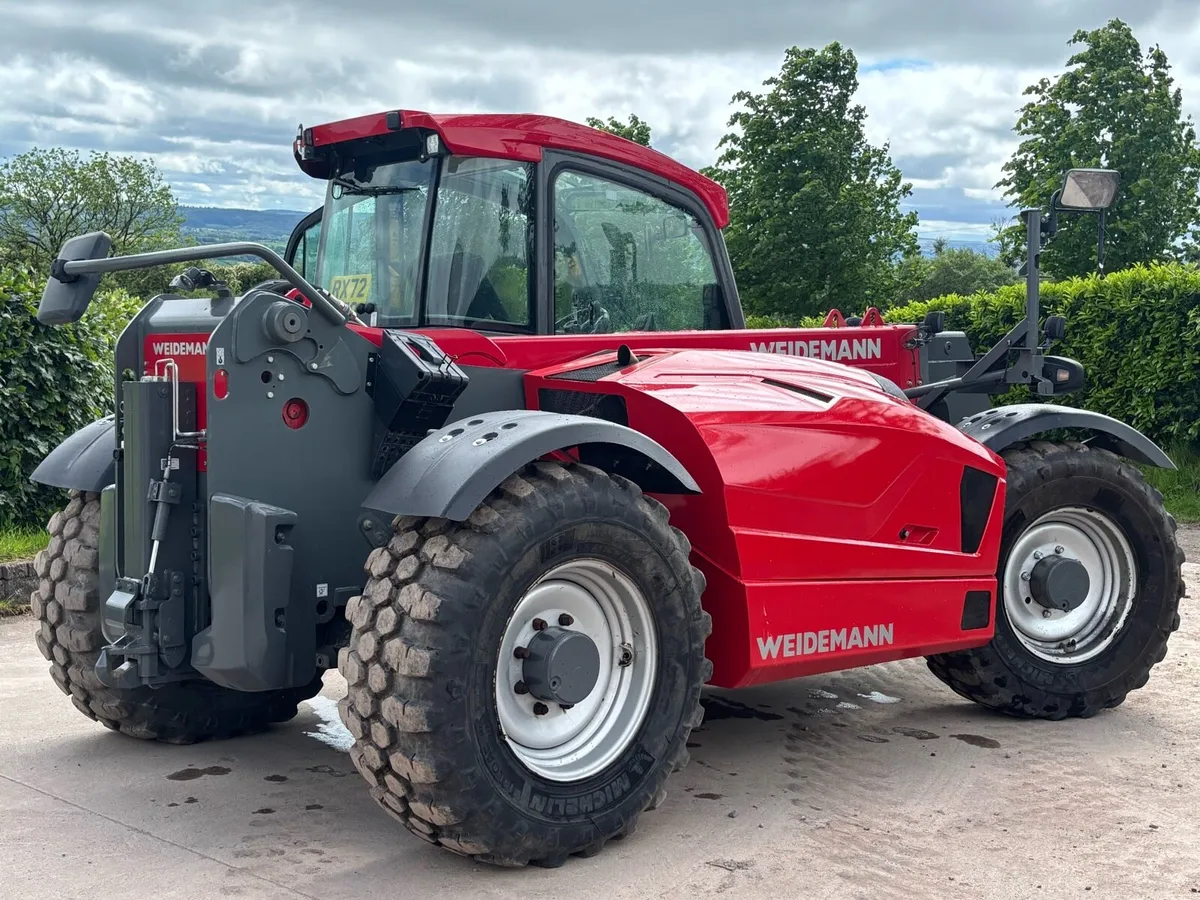 Weidemann T7042 Telehandler - Image 2