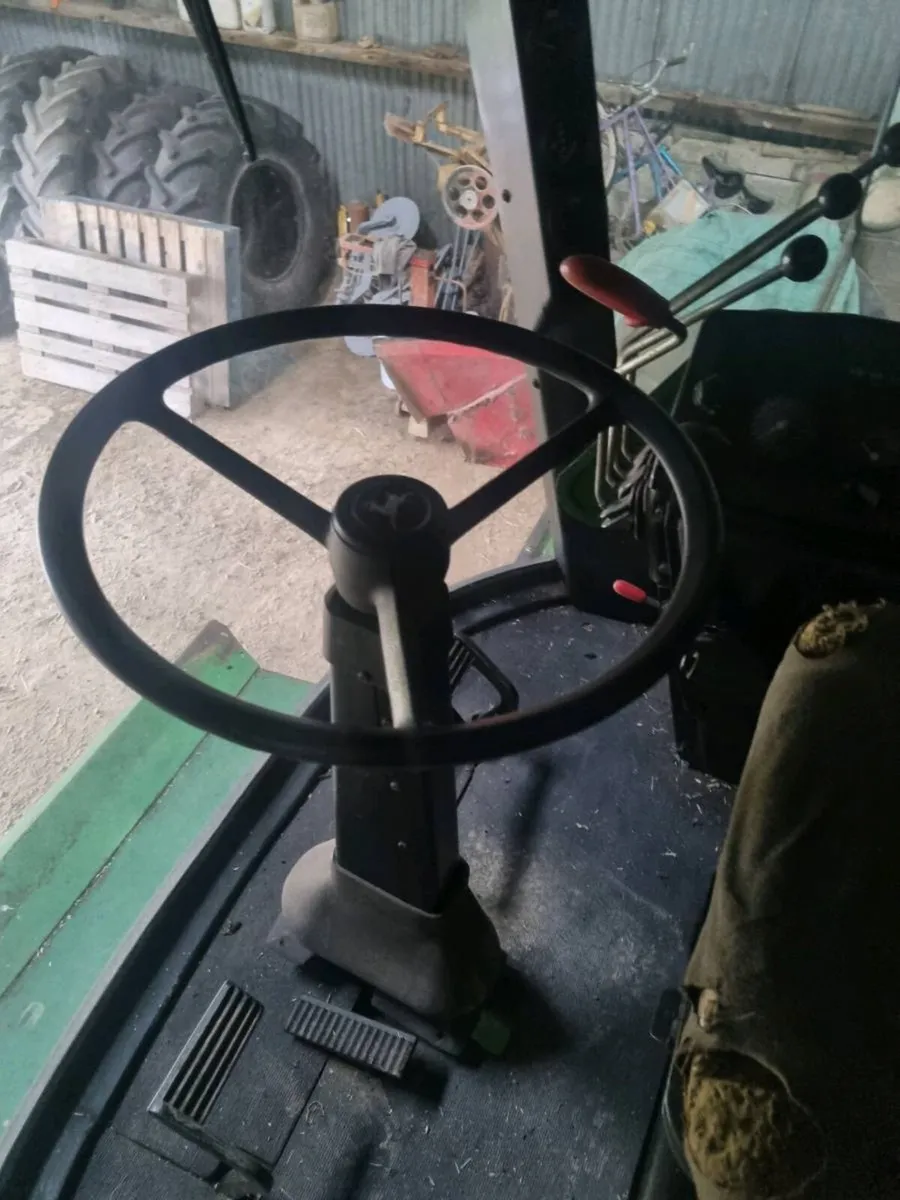 Combine harvester - Image 2