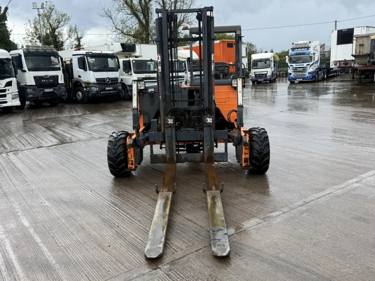 2016 MOFFETT M5 FORKLIFT - Image 2