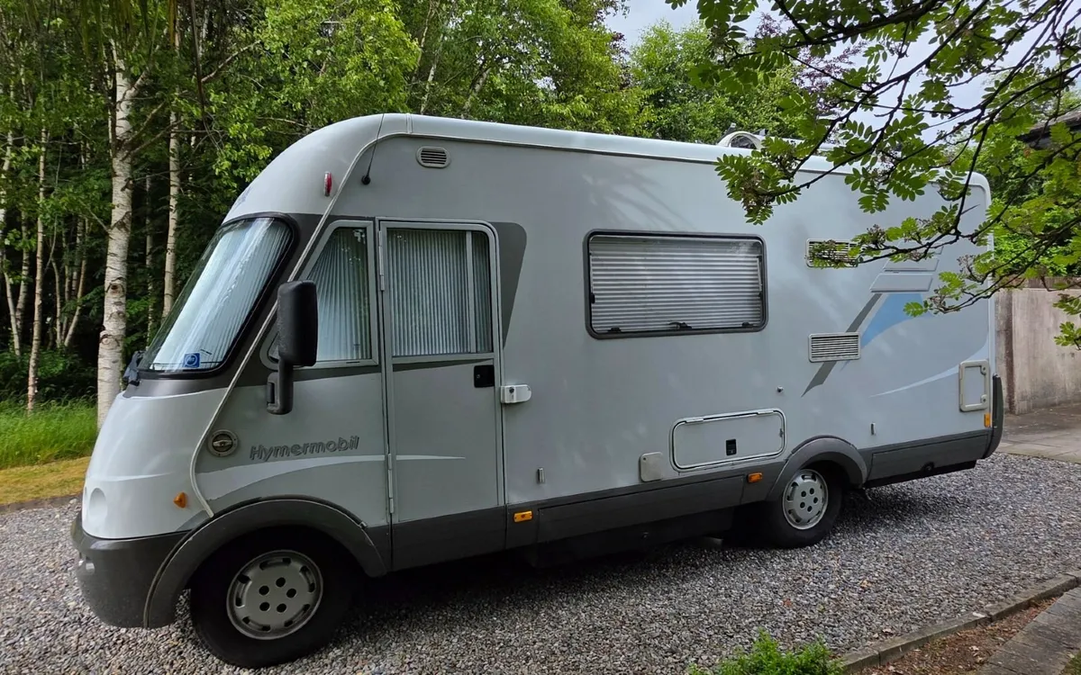 Camper - Image 1