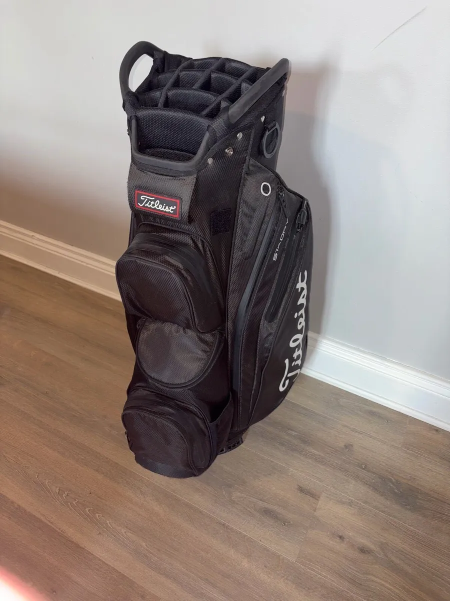 Titleist Golf Bag - Image 1