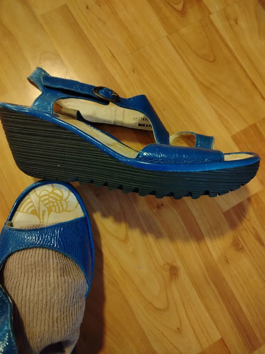 2 pair of Woman Shoes Fly London, Ecco, size6 - Image 1