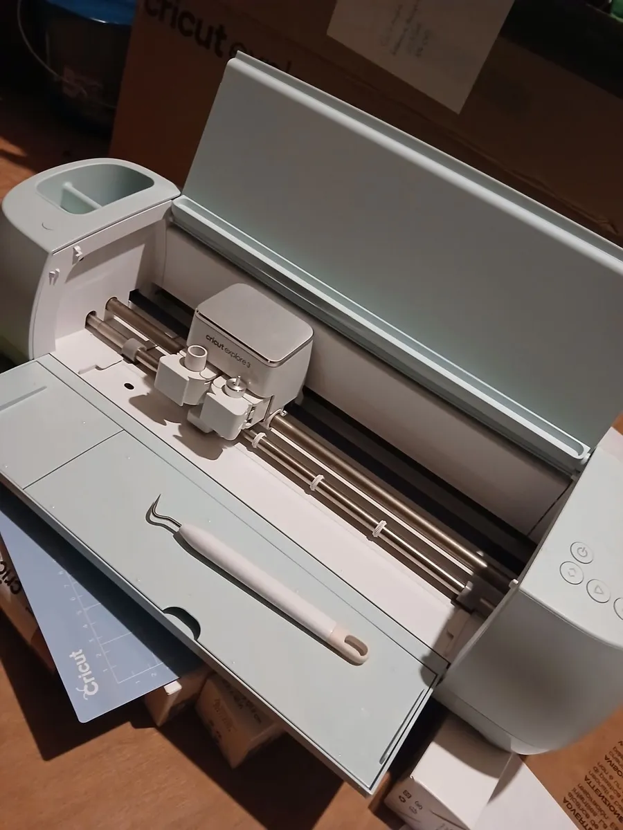 Cricut Explore 3 - Image 1
