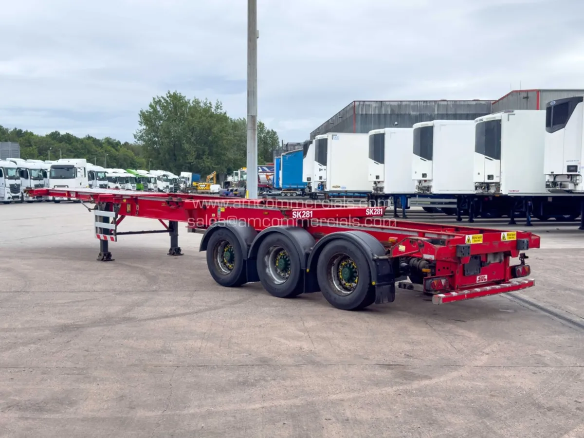 2017 SDC 45FT SLIDING SKELETAL TRAILER - Image 4
