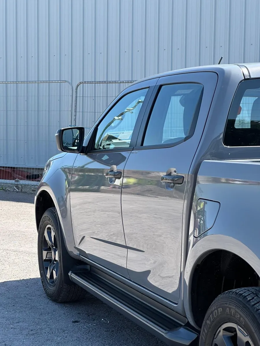 ISUZU D-MAX LSE *DEMO* - Image 3