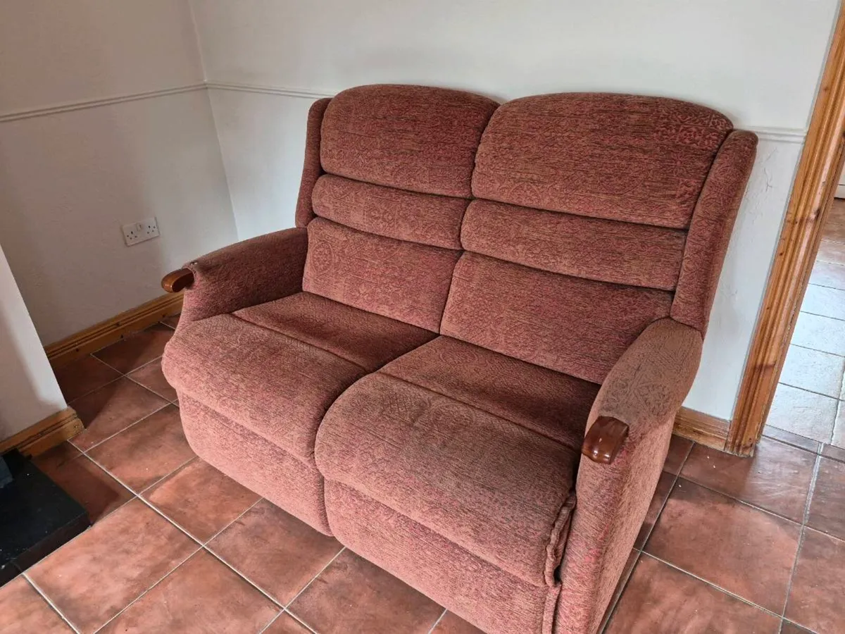 3 Piece Suite - Image 1