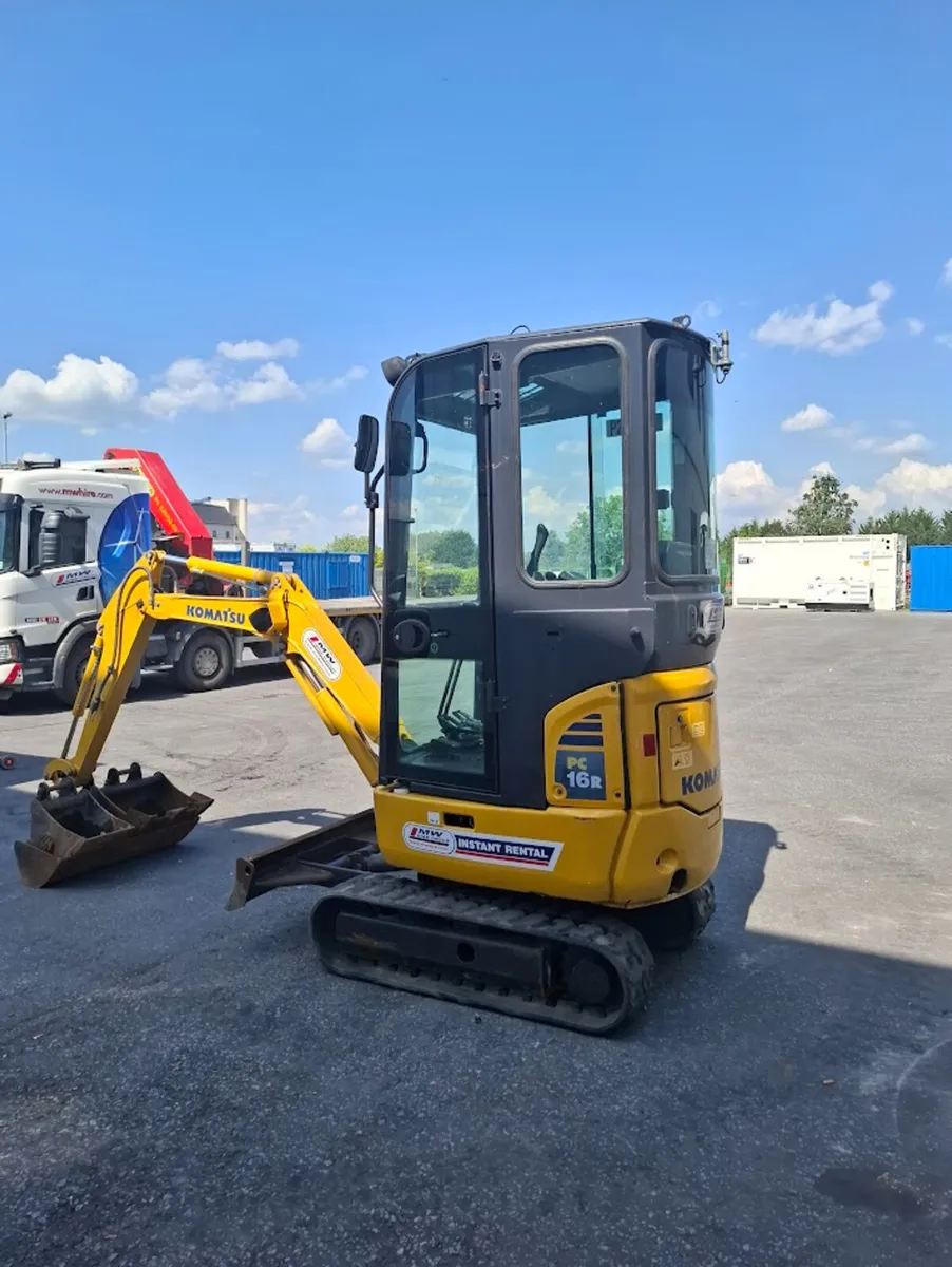 2020 Komatsu PC16R - Image 3