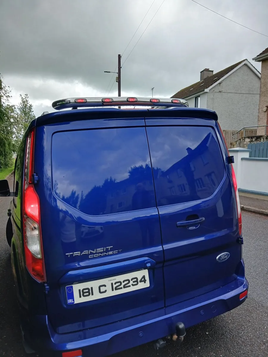 Ford Transit 2018 - Image 2