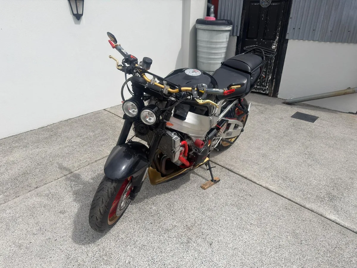 Motorcycle - Image 3