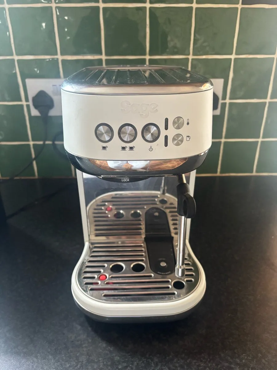 Sage bambino Plus Barista Coffee Machine - Image 1