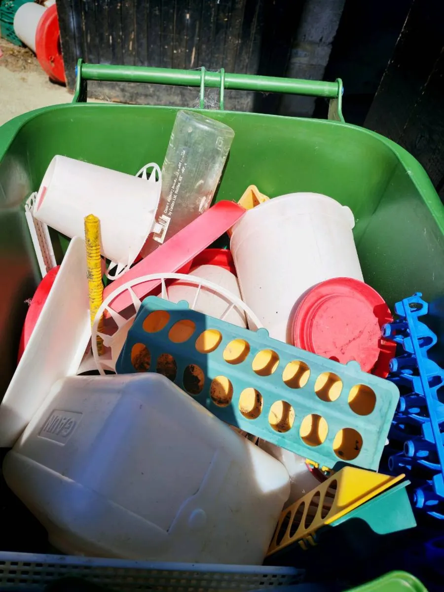 Poultry equipment - Image 1