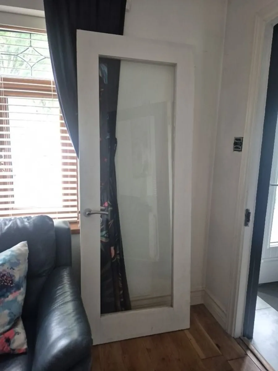 One Glass Door for sale in great condition - Image 4