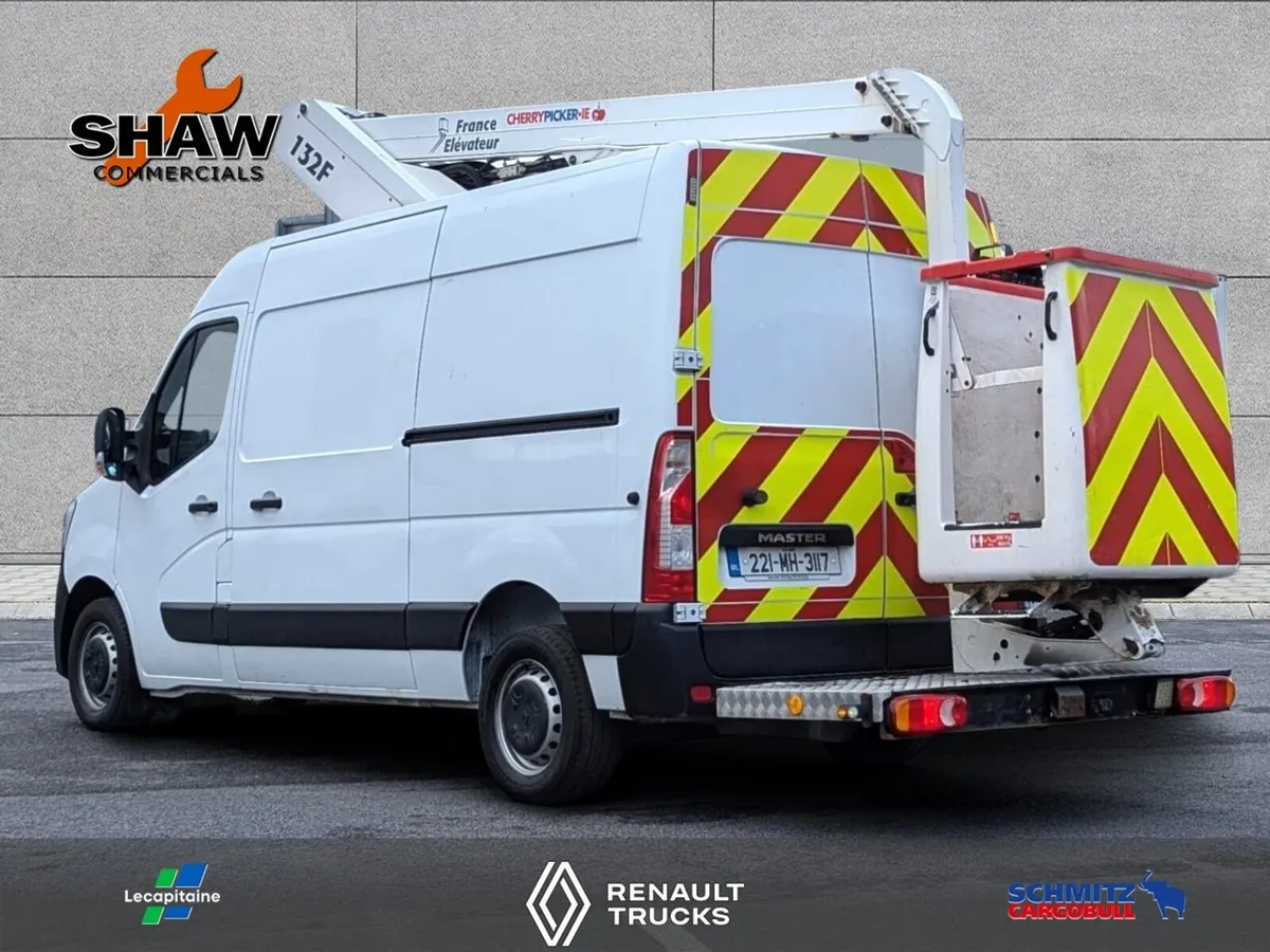 221 Renault Master Cherrypicker - Image 4