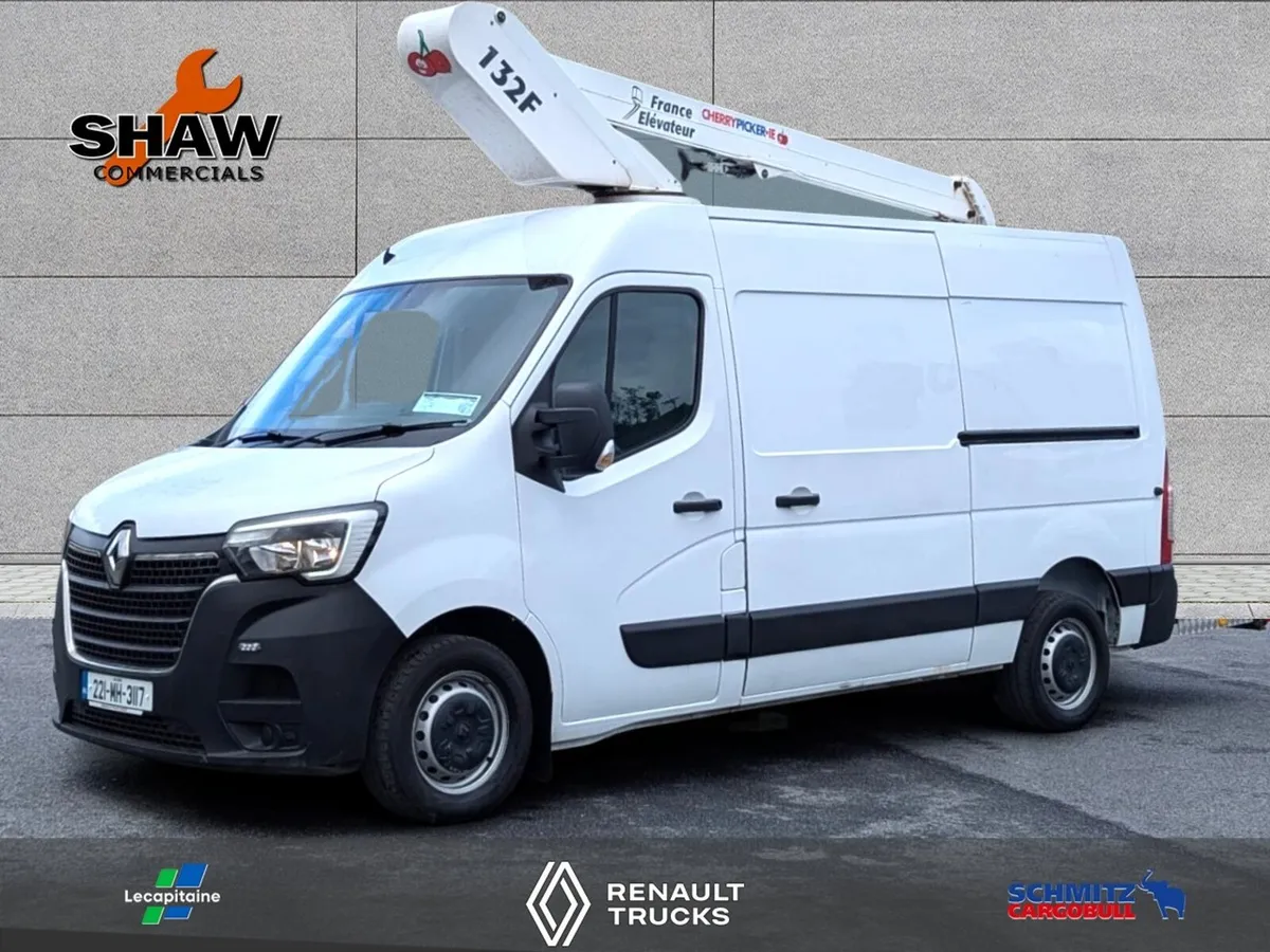 221 Renault Master Cherrypicker - Image 1