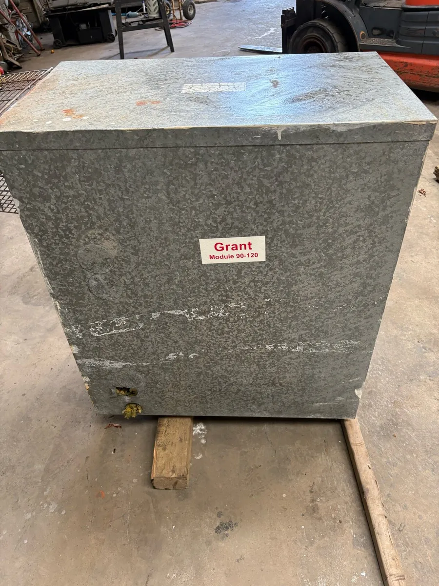 Oil boilers - Image 1