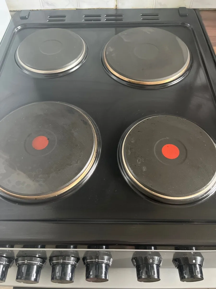 50inch beko silver cooker - Image 1