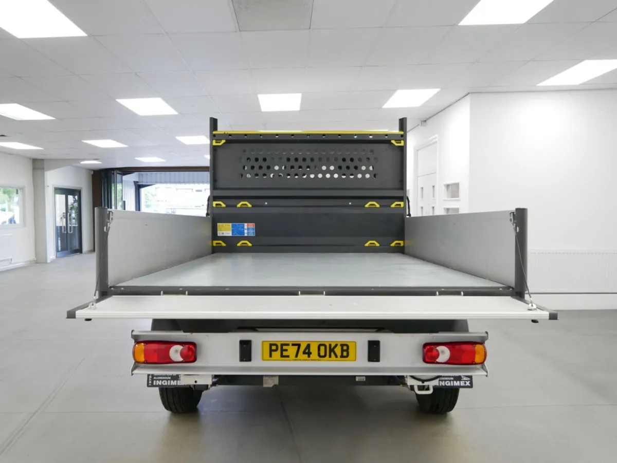 2024 Peugeot Boxer Dropside Van - Image 2