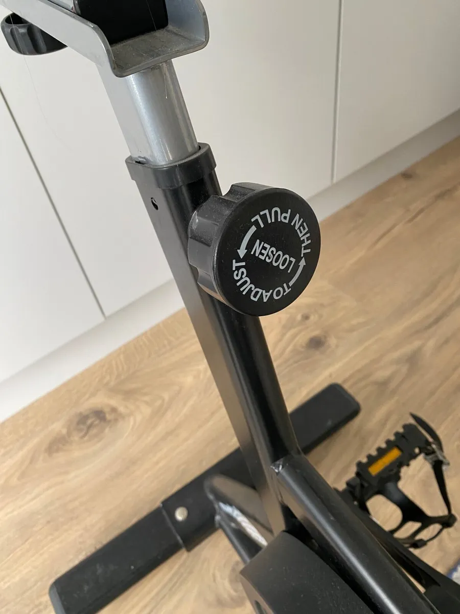 G6 Hit Fitness Exercise Bike - Image 2