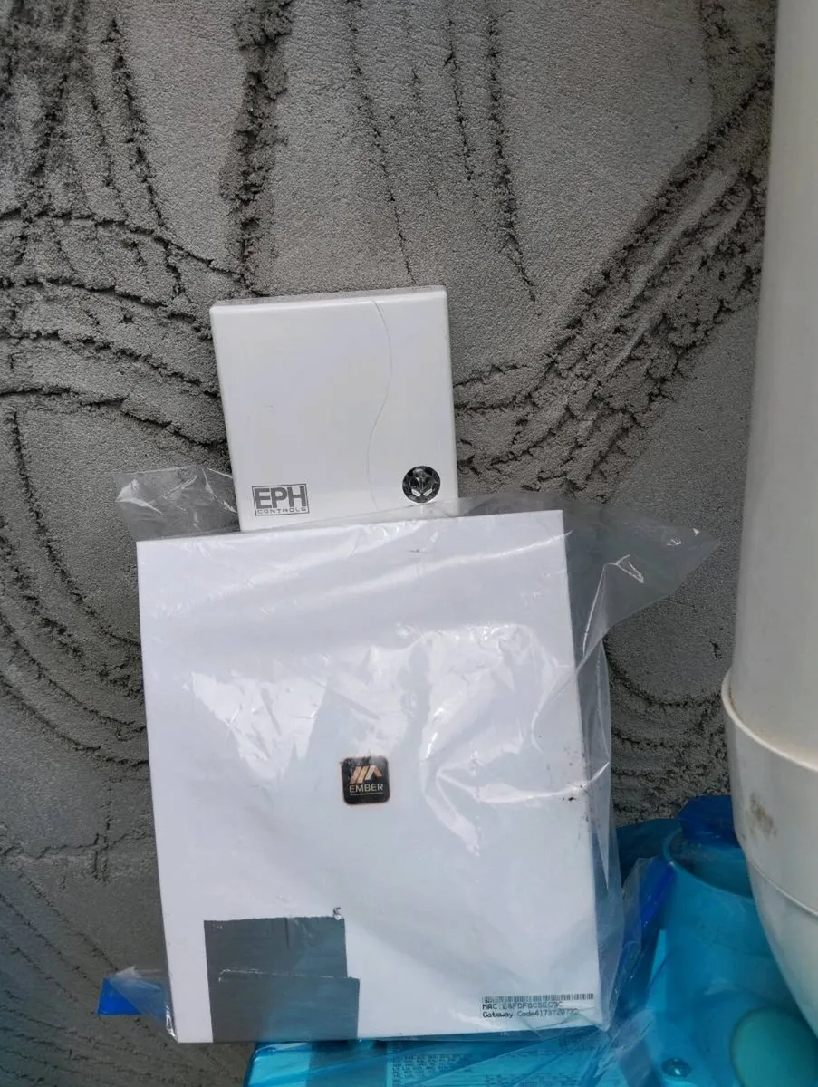 Central heating gas system - Image 3