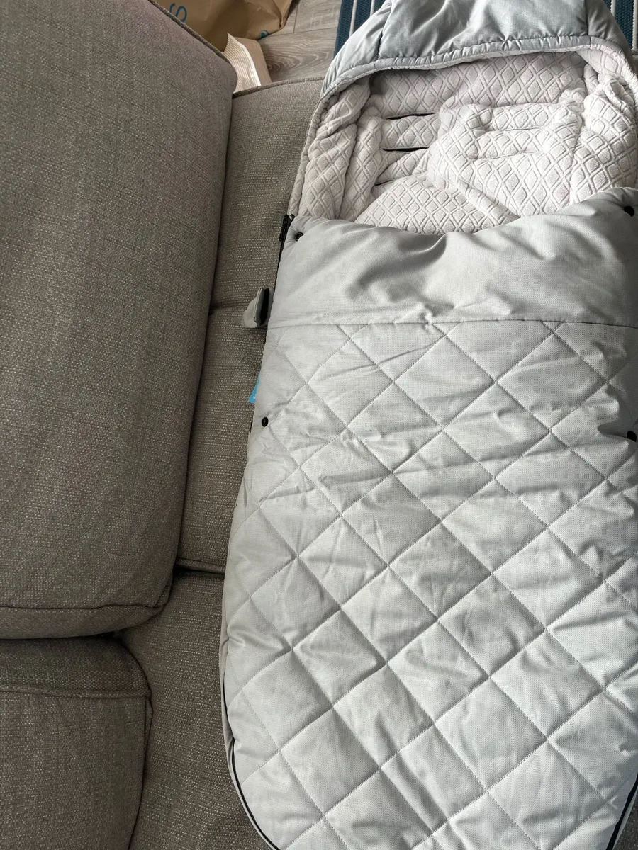 Uppababy footmuff - Image 4