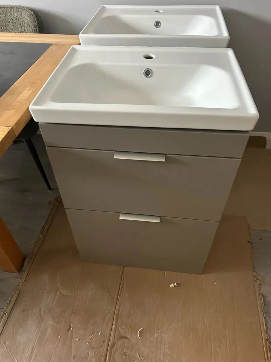 New Sonas Bathroom Cabinets and Sinks - Image 2