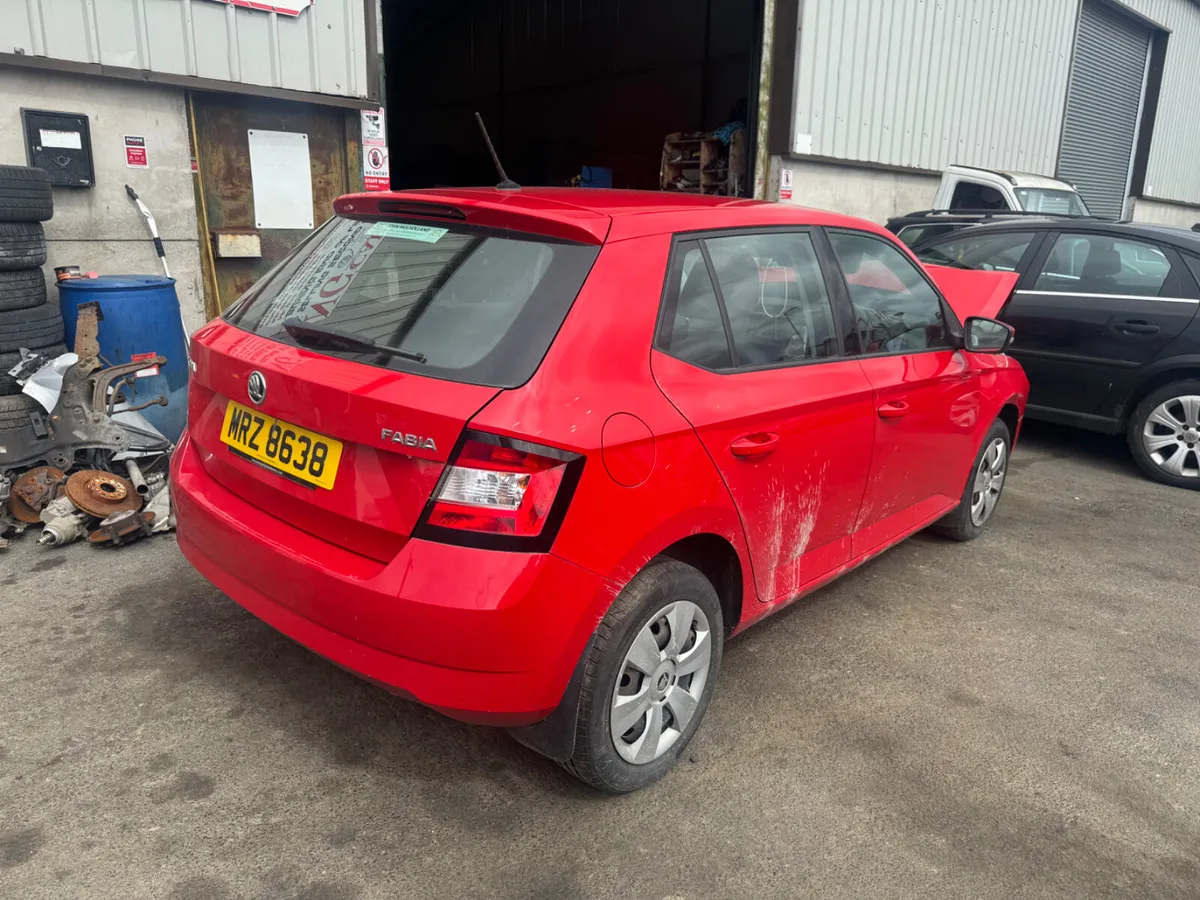 2017 Skoda Fabia 1.0 BREAKING/PARTS - Image 4