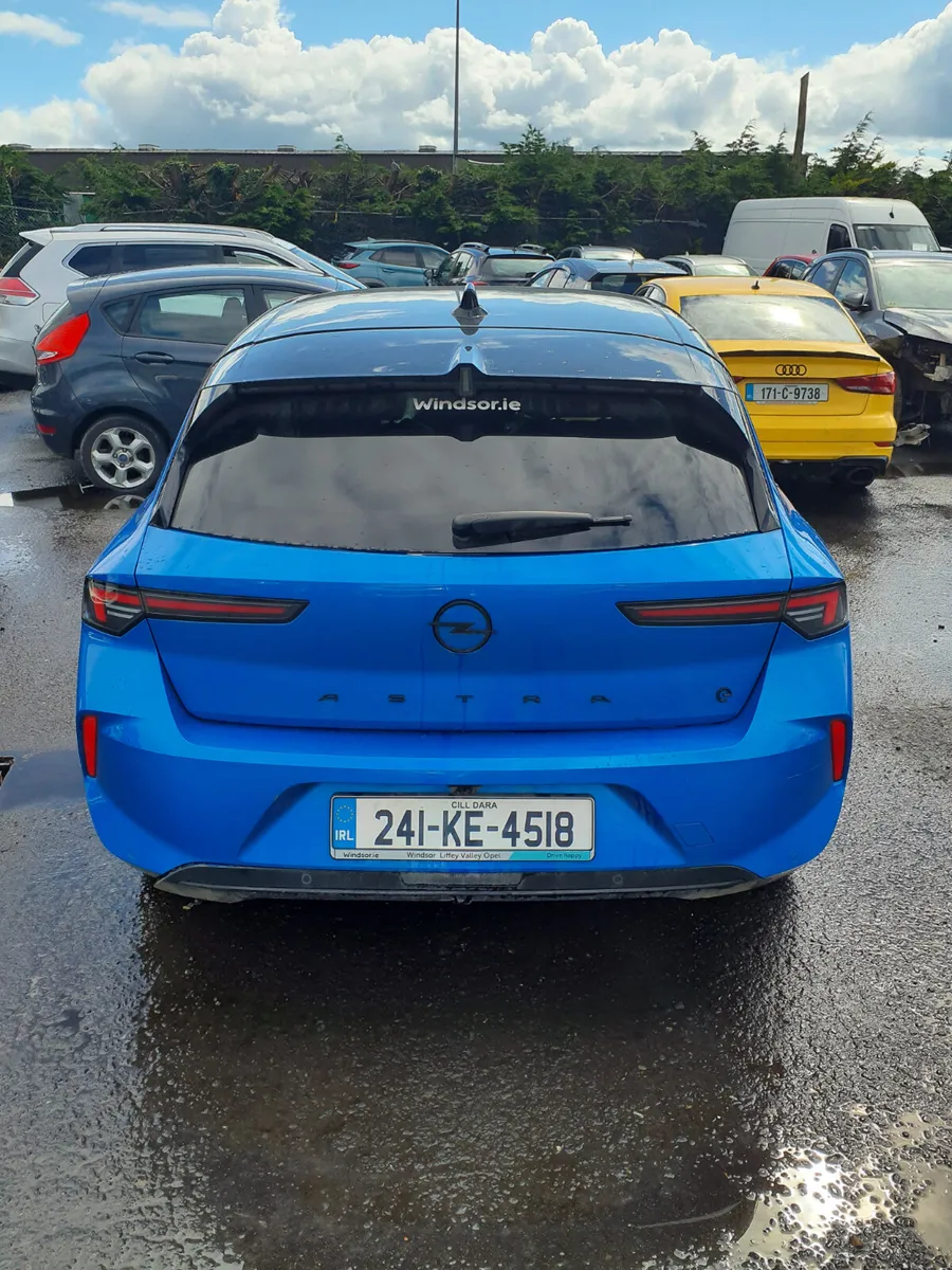 Opel Astra 2024 fully Electric 56,000 km - Image 1