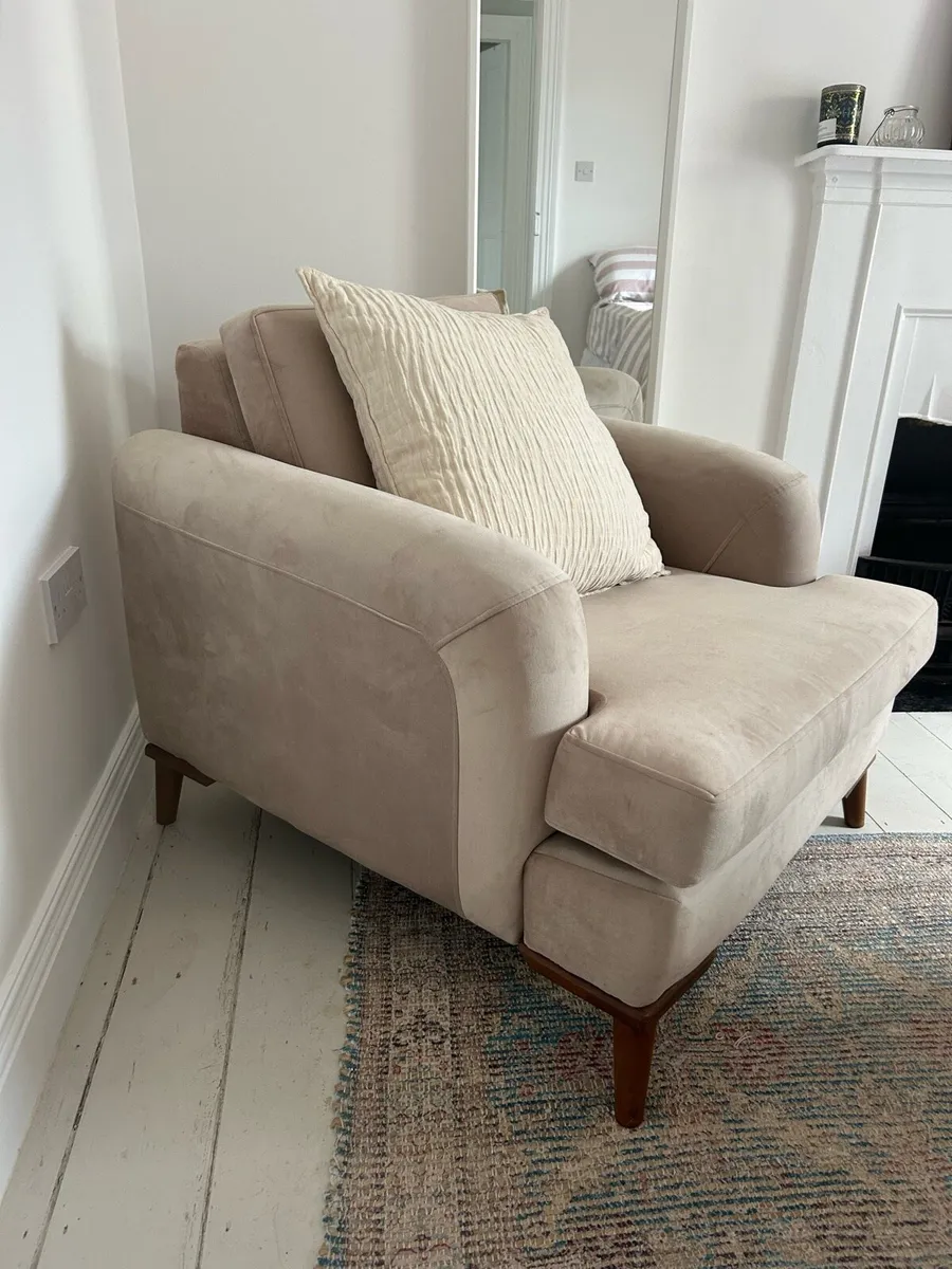 Arm chair - Image 2