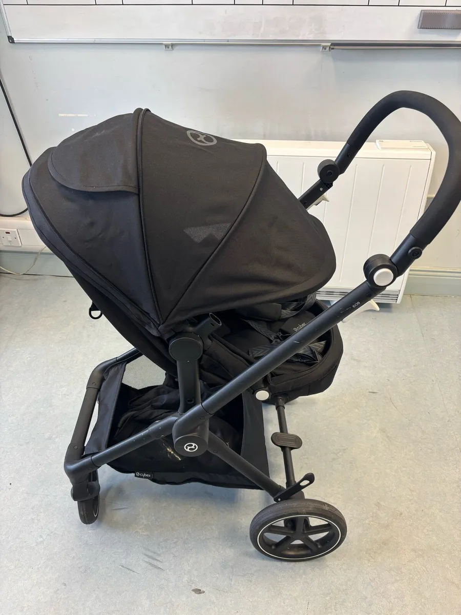 Cybex 2-in-1 stroller with car seat and isofix - Image 4