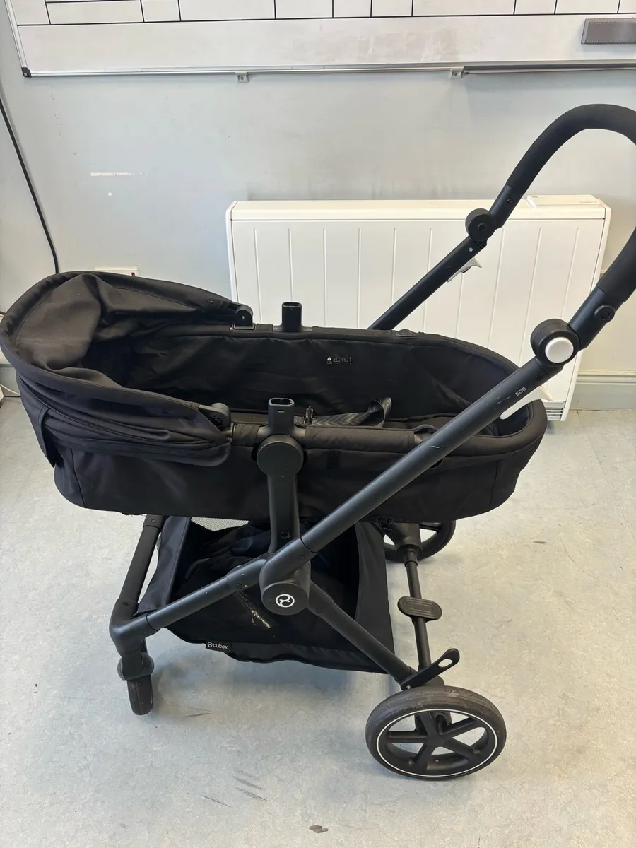 Cybex 2-in-1 stroller with car seat and isofix - Image 2