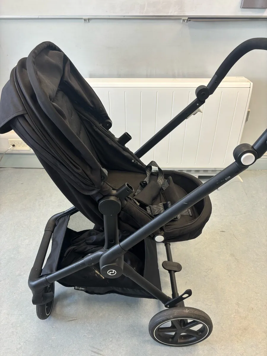 Cybex 2-in-1 stroller with car seat and isofix - Image 3