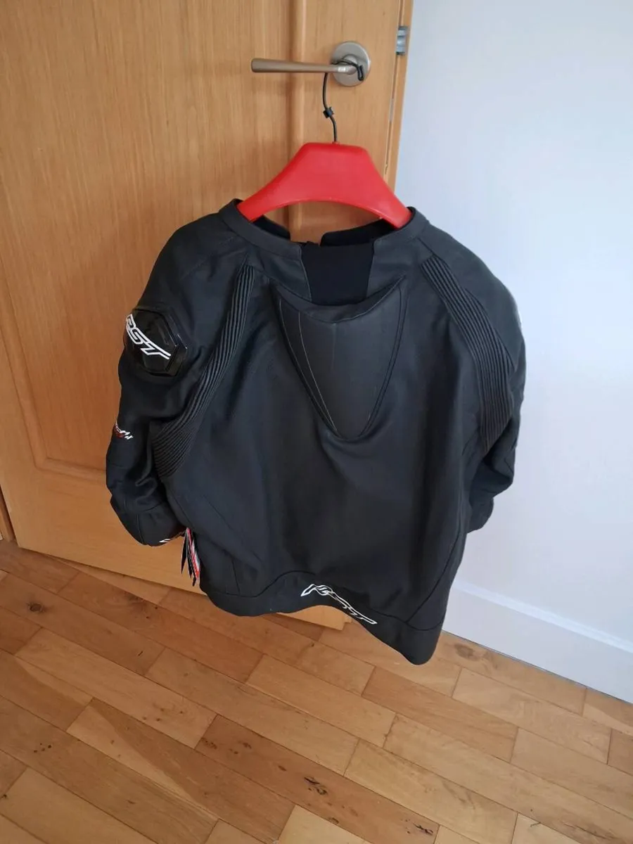 RST leather jacket - Image 2
