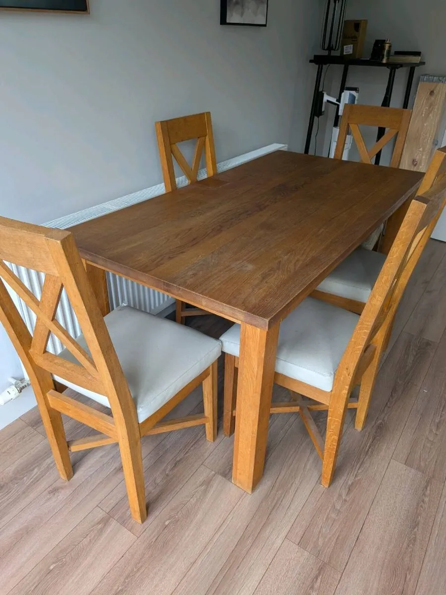Dining table and chairs - Image 1